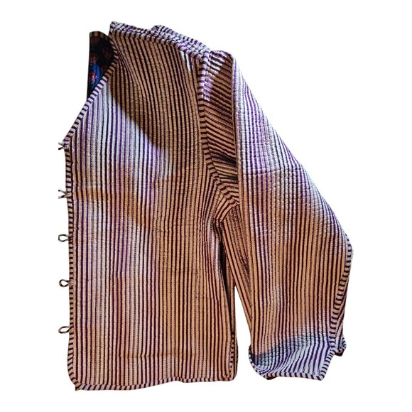 Quilted jacket, Blue/pink Lotus, screen print, 100 % cotton, reversible stripe - Picture 10 of 13